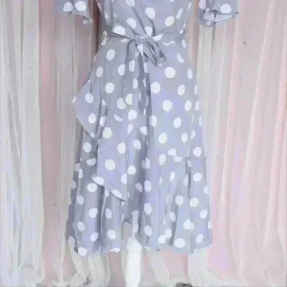 Luna Polka Midi Dress in Lilac - Picture 3 of 5